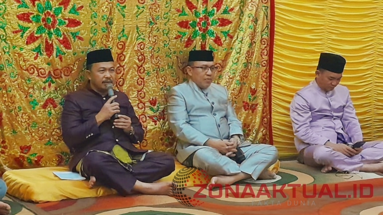 ADAT TENGGEYAMO - pemerintah kabupaten Boalemo gelar adat tenggeyamo di Rumah Jabatan Bupati Boalemo, jumat (28/2/2025)