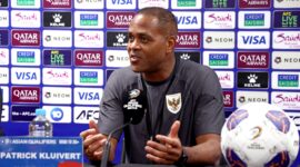Foto : Patrick Kluivert Saat Konferensi Pers (Source By Getty images)