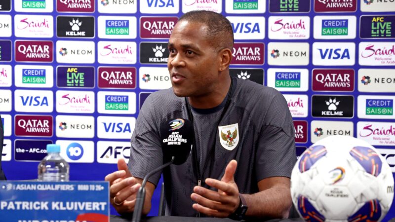 Foto : Patrick Kluivert Saat Konferensi Pers (Source By Getty images)