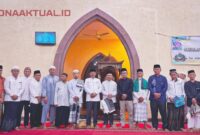 Foto : Jajaran OPD bersama Bupati Boalemo, Drs. Rum Pagau, menghadiri peringatan Nuzulul Qur’an 1446 Hijriah yang digelar di Masjid Agung Baiturrahman