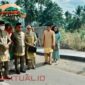 Foto : Bupati Saipul dan Wabup Iwan S. Adam Resmi Diterima Adat di Popayato Timur