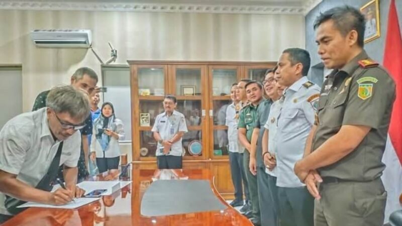 Foto : Wali Kota Kotamobagu, Weny Gaib bersama forkopimda 