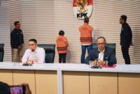 Foto : Tersangka Kasus Korupsi yang Rugikan Negara Hingga 11 T (Source By Detik.com)