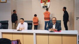 Foto : Tersangka Kasus Korupsi yang Rugikan Negara Hingga 11 T (Source By Detik.com)