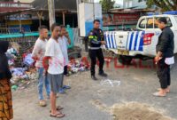 Foto : Satlantas Polresta Gorontalo Kota melakukan olah TKP kecelakaan lalu lintas yang mengakibatkan seorang pengendara sepeda motor meninggal dunia di Jalan Pangeran Hidayat