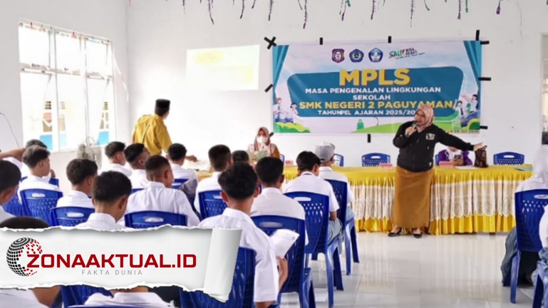 Foto : Puskesmas Berlian Isi Materi Kesehatan di MPLS SMKN 2 Paguyaman