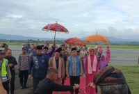 Foto : Penyambutan Adat Kapolda Gorontalo