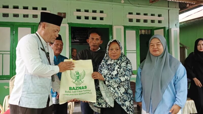 Foto : ‎Baznas Salurkan Santunan untuk Keluarga Siswa SMP yang Tenggelam di Sungai Bolango