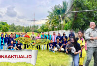 Foto : Wabup Lahmudin Hambali terbangkan layang-layang Garuda untuk membuka giat 