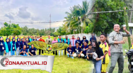 Foto : Wabup Lahmudin Hambali terbangkan layang-layang Garuda untuk membuka giat 