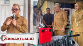 Foto : Penyerahan Bantuan Mesin Kapal kepada para nelayan di Desa Diloato