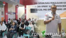 Foto : Wakil Bupati Boalemo, Lahmudin Hambali, saat memberikan pembinaan kepada seluruh Kepala Desa dan Bendahara Desa se-Kabupaten Boalemo di Aula Dinas Sosial dan PMD, Rabu (8/10/2025).