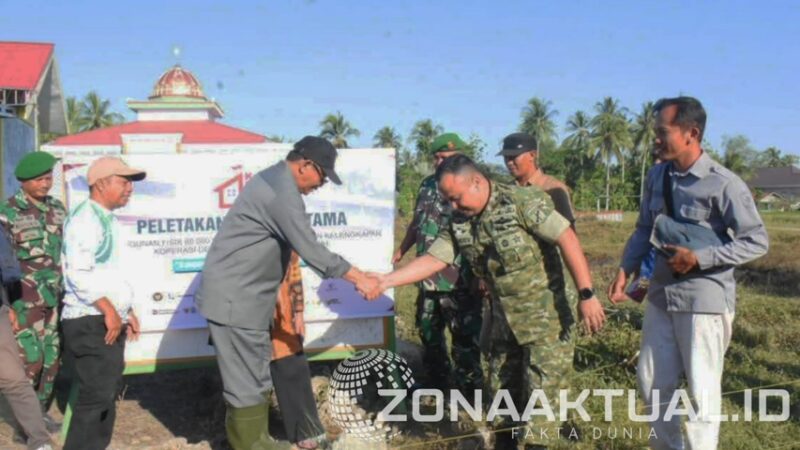 Foto : Bupati Boalemo Rum Pagau letakan Batu pertama untuk koperasi merah putih 