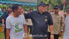 Foto : Anggota DPRD RI Rahmat Gobel dan Kepala Dinas Pertanian Boalemo Faisal Hurudji
