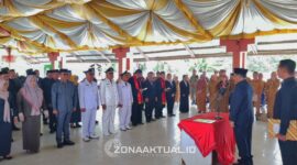 Foto : Bupati Rum Pagau Lantik Puluhan ASN dalam Jabatan Administrasi dan Fungsional di Lingkup Pemkab Boalemo